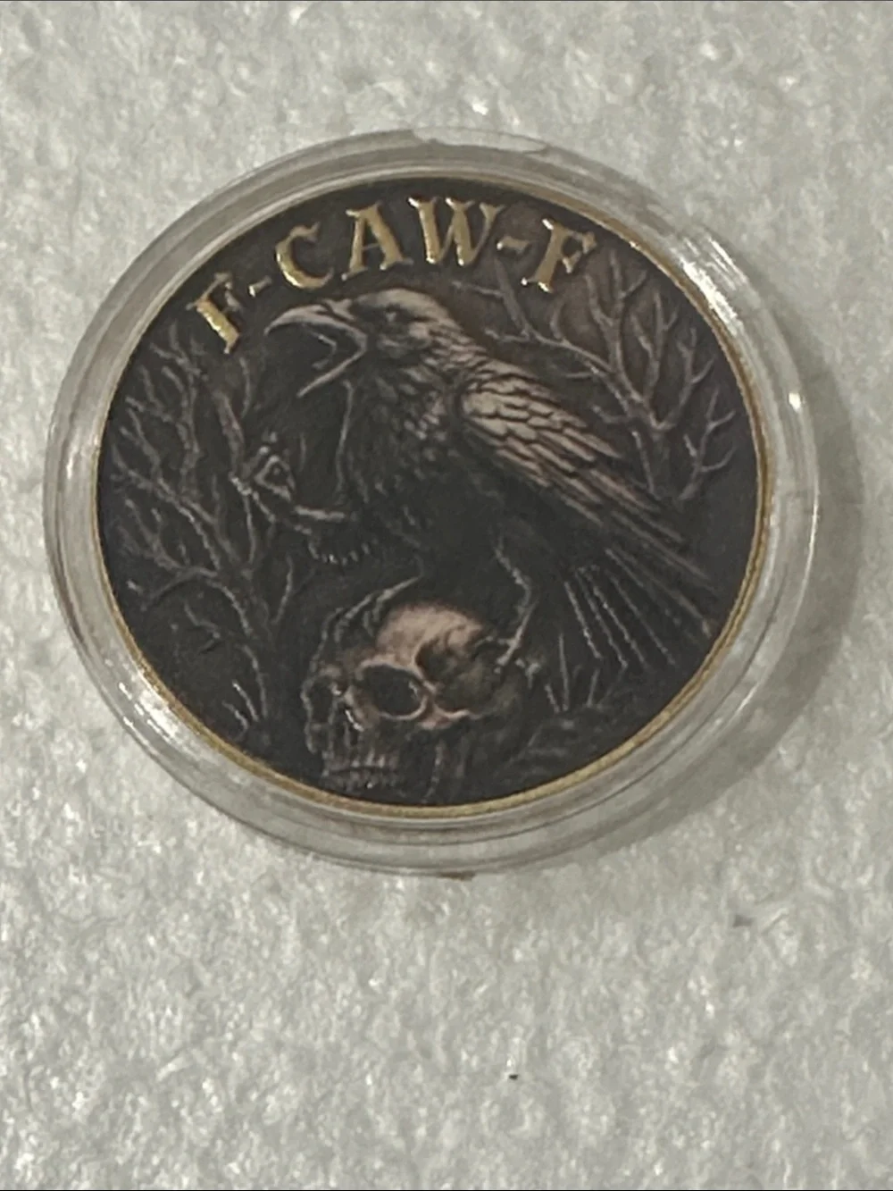 Crow & Skull Decorative Bird Token – Black and Gold